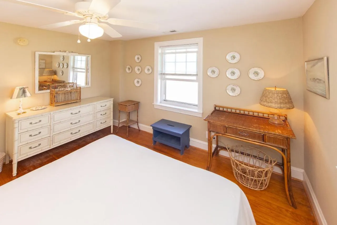 Holiday home Conch Shell Cottage - North End Vb Virginia Beach
